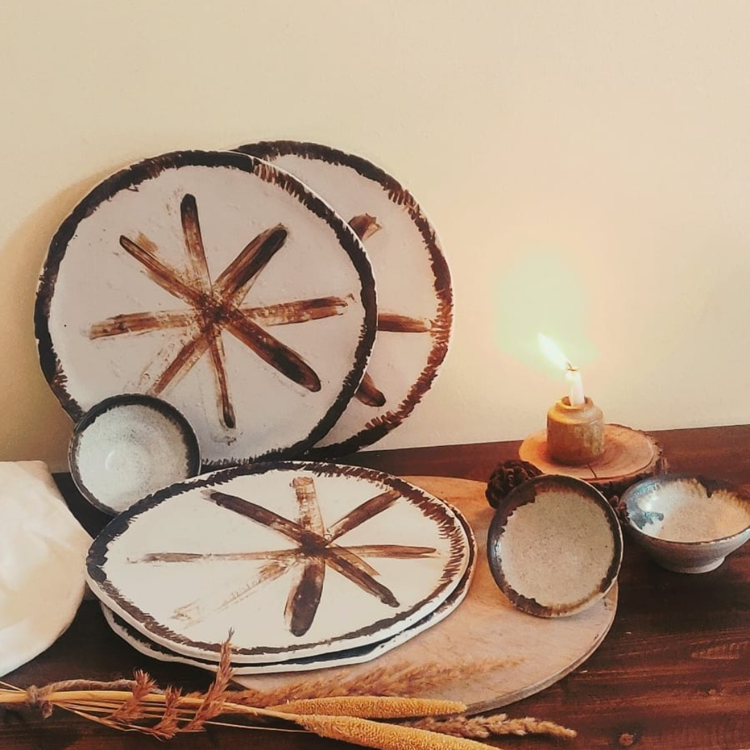 Stone ware plates 01